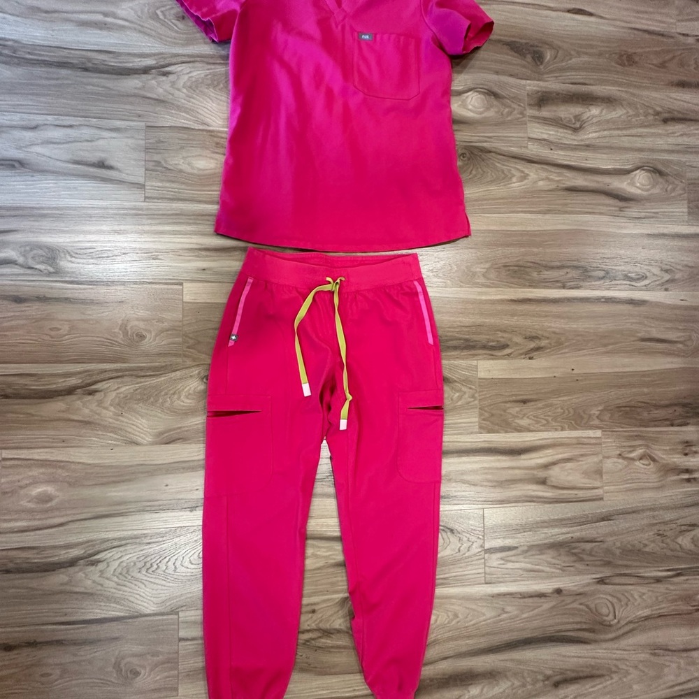 Figs Bright Pink Women's Jogger Pants